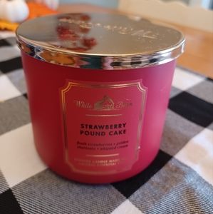 Strawberry Pound Cake Candle